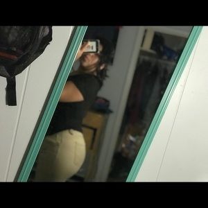 Meet your Posher, Jayla